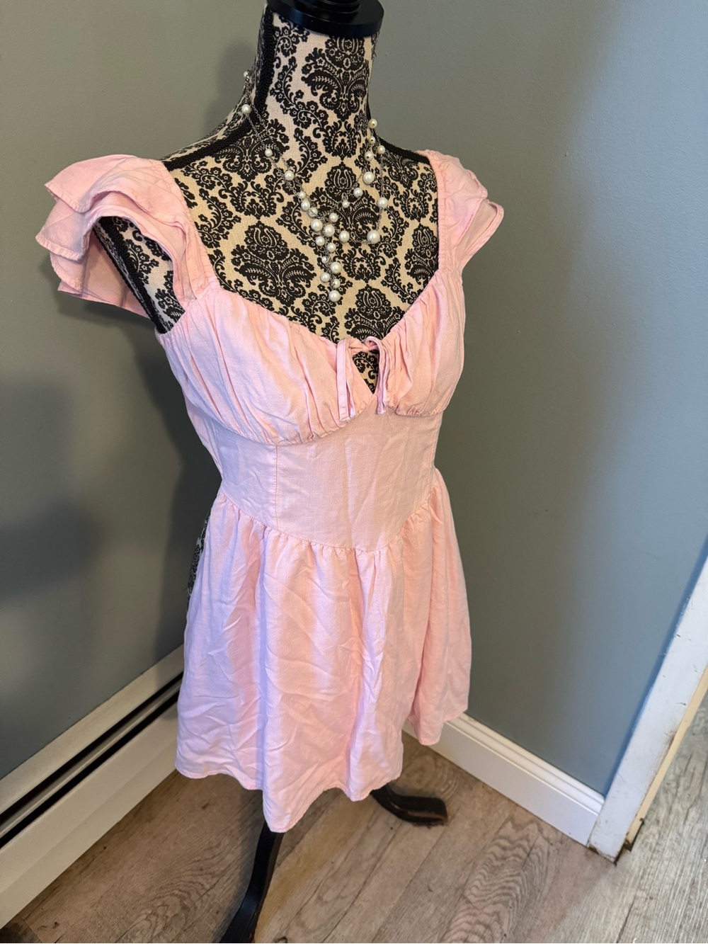 Hollister Blush Pink Ruffle-Sleeve Sundress